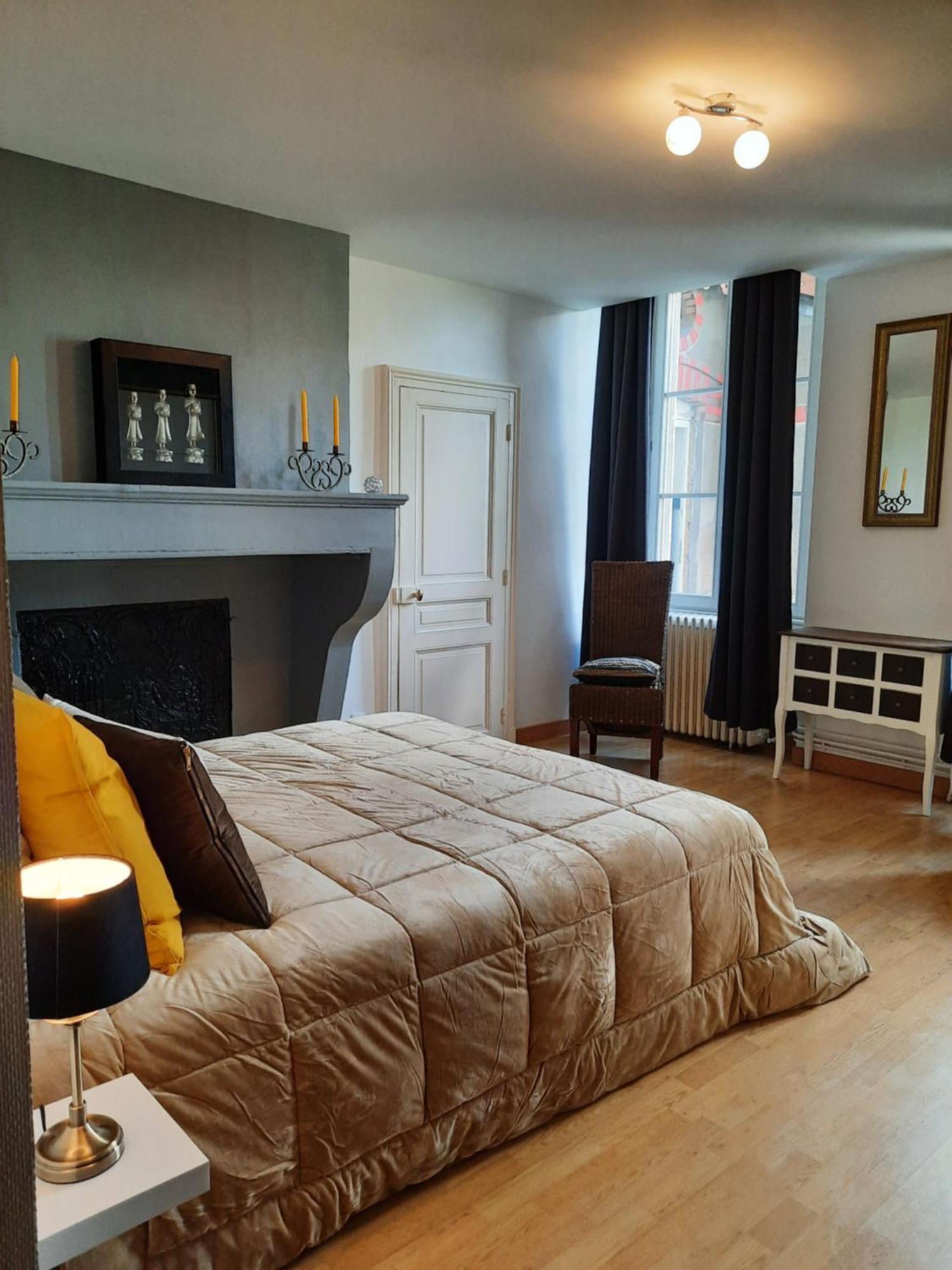 Appartement Vieille Ville Verdun-sur-Meuse Esterno foto